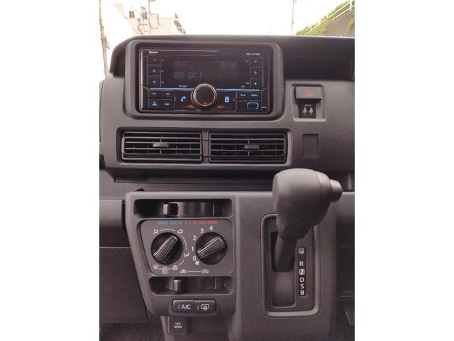 ハイゼットカーゴDXサポカーSワイド適合 ラジオ エアコン アクセサリーソケット コーナーセンサー アイドリングストップ 光軸調整ダイヤル 横滑り防止機能 誤発進抑制機能 パワーウインドウ キーレス(神奈川県)の中古車