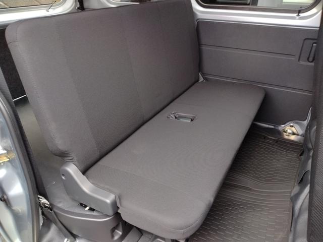 ハイゼットカーゴDXサポカーSワイド適合 ラジオ エアコン アクセサリーソケット コーナーセンサー アイドリングストップ 光軸調整ダイヤル 横滑り防止機能 誤発進抑制機能 パワーウインドウ キーレス(神奈川県)の中古車