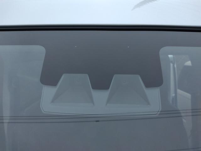 ハイゼットカーゴDXサポカーSワイド適合 ラジオ エアコン アクセサリーソケット コーナーセンサー アイドリングストップ 光軸調整ダイヤル 横滑り防止機能 誤発進抑制機能 パワーウインドウ キーレス(神奈川県)の中古車