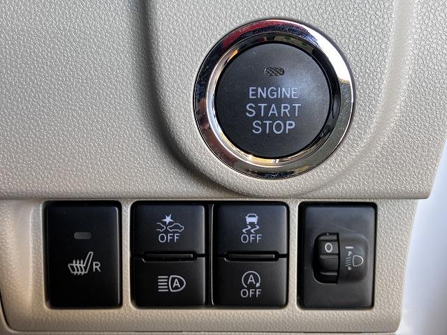 ムーヴＸリミテッドII　ＳＡIIIサポカーＳワイド適合　コーナーポール　ドラレコ　ステアリングスイッチ　ＵＳＢ接続端子　Ｐスタート　運転席シートヒーター　アイドリングストップ　　誤発進抑制機能　オートハイビーム　キーフリー　Ｂカメラ（神奈川県）の中古車