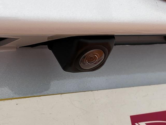 ムーヴＸリミテッドII　ＳＡIIIサポカーＳワイド適合　コーナーポール　ドラレコ　ステアリングスイッチ　ＵＳＢ接続端子　Ｐスタート　運転席シートヒーター　アイドリングストップ　　誤発進抑制機能　オートハイビーム　キーフリー　Ｂカメラ（神奈川県）の中古車