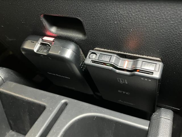 ハイゼットトラックジャンボスタンダード　ドラレコ　ナビ　Ｂカメラ　ＥＴＣサポカーＳワイド適合　ドラレコ　Ｂカメラ　ナビ　アクセサリーソケット　誤発進抑制装置　横滑り防止機能　コーナーセンサー　アイドリングストップ　ＥＴＣ　デジタルインナーミラー（神奈川県）の中古車