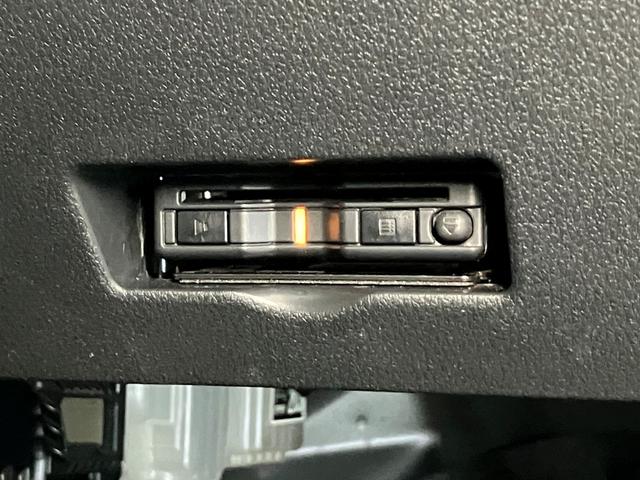 ハイゼットカーゴDX カーナビ USB接続端子 ETCサポカーSワイド適合 Bカメラ カーナビ エアコン アクセサリーソケット コーナーセンサー アイドリングストップ 光軸調整ダイヤル 横滑り防止機能 誤発進抑制機能 パワーウインドウ キーレス(神奈川県)の中古車