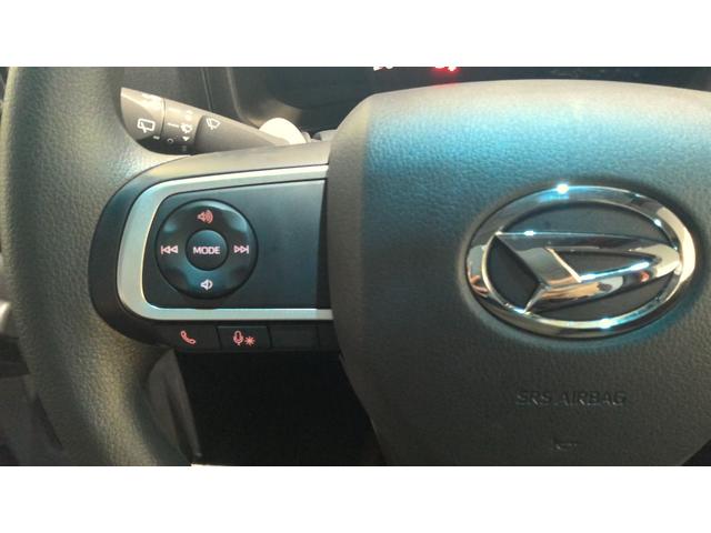 ハイゼットカーゴDX4WD サポカーSワイド適合 ディスプレイオーディオ アクセサリーソケット Pスタート コーナーセンサー アイドリングストップ ステアリングスイッチ USB接続端子 電動格納ミラー キーフリー(神奈川県)の中古車