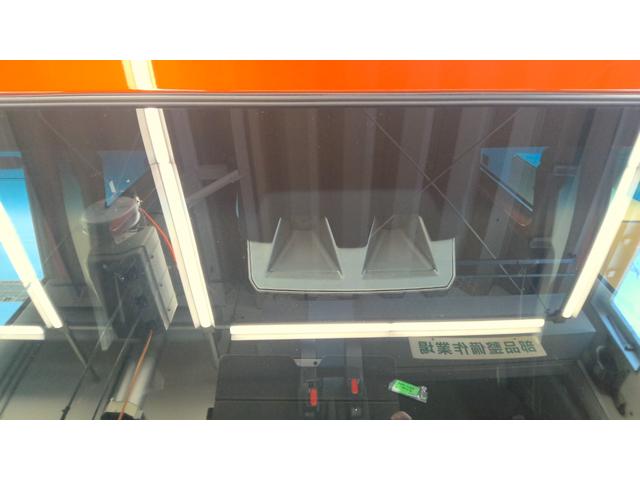 ハイゼットカーゴDX4WD サポカーSワイド適合 ディスプレイオーディオ アクセサリーソケット Pスタート コーナーセンサー アイドリングストップ ステアリングスイッチ USB接続端子 電動格納ミラー キーフリー(神奈川県)の中古車