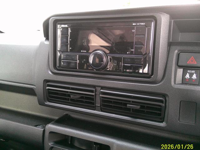 ハイゼットカーゴクルーズターボサポカーＳワイド適合　Ｂｌｕｅｔｏｏｔｈオーディオ　エアコン　アプリケーションソケット　Ｐスタート　コーナーセンサー　横滑り防止機能　誤発進抑制機能　電動格納ミラー　パワーウインドウ　キーフリー（神奈川県）の中古車