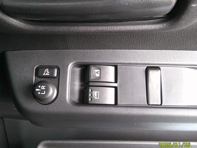 ハイゼットカーゴクルーズターボサポカーＳワイド適合　Ｂｌｕｅｔｏｏｔｈオーディオ　エアコン　アプリケーションソケット　Ｐスタート　コーナーセンサー　横滑り防止機能　誤発進抑制機能　電動格納ミラー　パワーウインドウ　キーフリー（神奈川県）の中古車