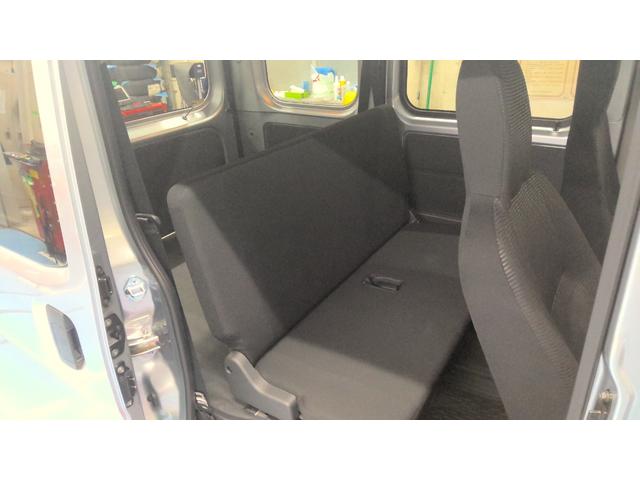 ハイゼットカーゴDXサポカーSワイド適合 ラジオ エアコン アクセサリーソケット コーナーセンサー アイドリングストップ 光軸調整ダイヤル 横滑り防止機能 誤発進抑制機能 パワーウインドウ キーレス(神奈川県)の中古車