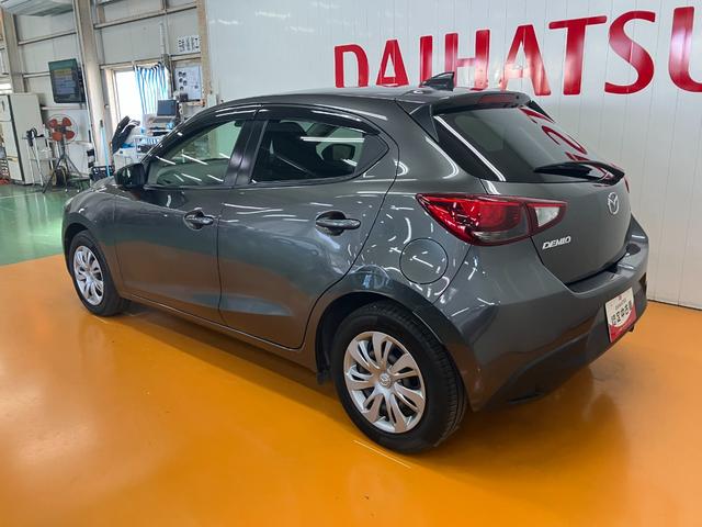 デミオ13S衝突被害軽減ブレーキシステム Bカメラ ステアリングスイッチ シートヒーター アクセサリーソケット USB接続端子 ETC Pスタート キーフリー(神奈川県)の中古車