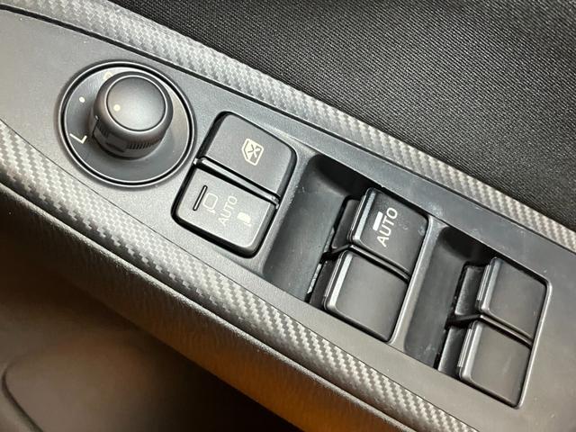 デミオ13S衝突被害軽減ブレーキシステム Bカメラ ステアリングスイッチ シートヒーター アクセサリーソケット USB接続端子 ETC Pスタート キーフリー(神奈川県)の中古車