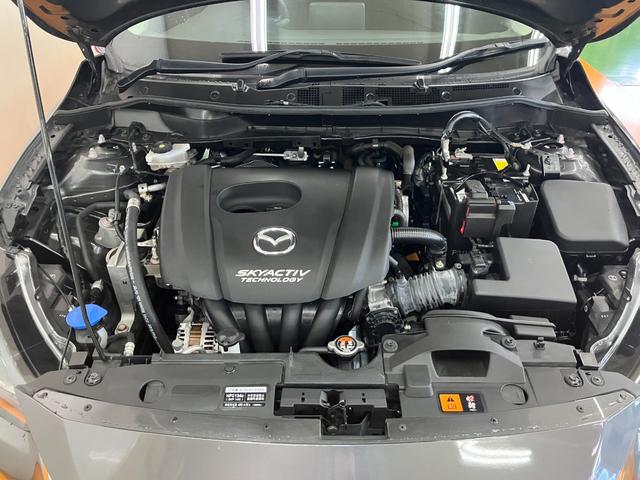 デミオ13S衝突被害軽減ブレーキシステム Bカメラ ステアリングスイッチ シートヒーター アクセサリーソケット USB接続端子 ETC Pスタート キーフリー(神奈川県)の中古車