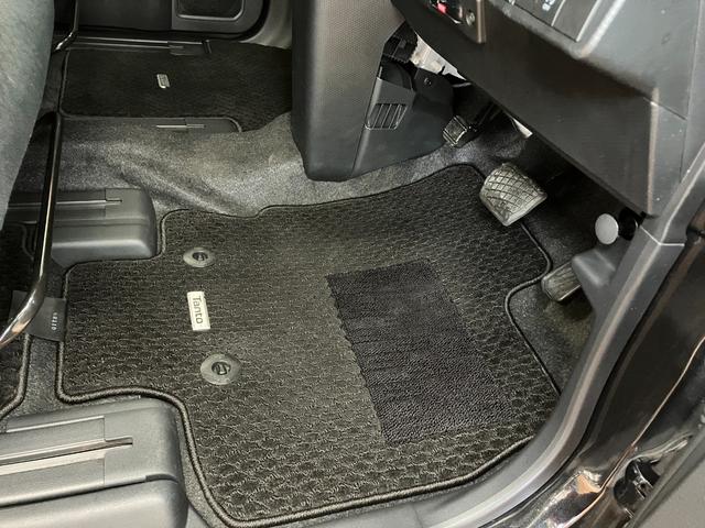 タントカスタムＲＳスタイルセレクションサポカーＳワイド適合　ドラレコ　ミラクルオープンドア　両側オートスライドドア　パノラマモニター対応　ミラクルウォークスルー　全車速追従機能付ＡＣＣ　ステアリングスイッチ　シートヒーター　キーフリー（神奈川県）の中古車