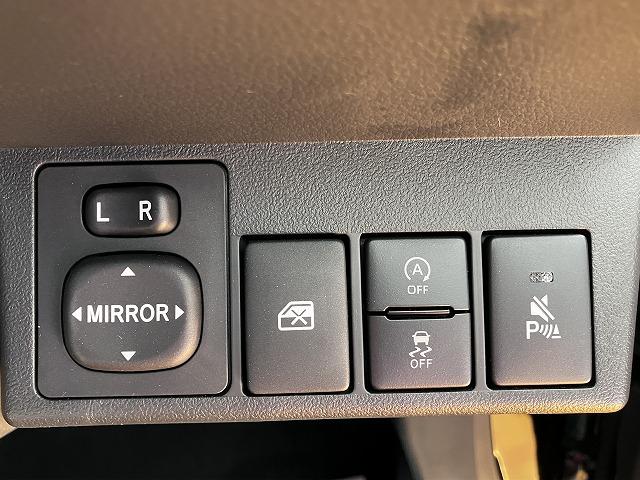 コペンセロ　届け出済み未使用車　オープンカーオープンカー　二人乗　アクティブトップ　シートヒーター　ステアリングスイッチ　Ｐスタート　アイドリングストップ　コーナーセンサー　スポーツシート　キーフリー（神奈川県）の中古車
