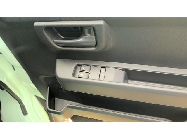 ハイゼットカーゴＤＸサポカーＳワイド適合　ラジオ　エアコン　アクセサリーソケット　コーナーセンサー　アイドリングストップ　光軸調整ダイヤル　横滑り防止機能　誤発進抑制機能　パワーウインドウ　キーレス（神奈川県）の中古車