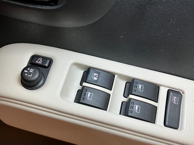 ミラココアココアＸリミテッド　ナビ　Ｂカメラ　パワーウィンドウナビ　Ｂカメラ　オートエアコン　光軸調整ダイヤル　アイドリングストップ　電動格納ミラー　パワーウインドウ　キーフリー（神奈川県）の中古車