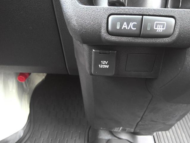 ハイゼットカーゴDXサポカーSワイド適合 三方開 ゴムマット ラジオ エアコン 光軸調整ダイヤル コーナーセンサー アイドリングストップ 横滑り防止機能 誤発進抑制機能 アクセサリーソケット(神奈川県)の中古車