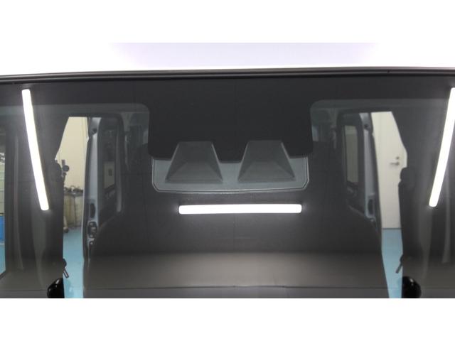 ハイゼットカーゴDXサポカーSワイド適合 ラジオ エアコン アクセサリーソケット コーナーセンサー アイドリングストップ 光軸調整ダイヤル 横滑り防止機能 誤発進抑制機能 パワーウインドウ キーレス(神奈川県)の中古車