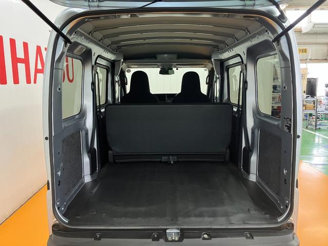 ハイゼットカーゴDXサポカーSワイド適合 エアコン アクセサリーソケット コーナーセンサー アイドリングストップ 光軸調整ダイヤル 横滑り防止機能 誤発進抑制機能 パワーウンドウ キーレス(神奈川県)の中古車