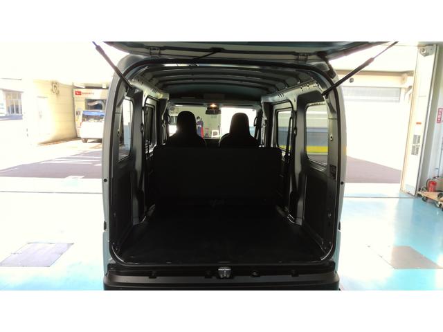 ハイゼットカーゴＤＸサポカーＳワイド適合　ラジオ　エアコン　アクセサリーソケット　コーナーセンサー　アイドリングストップ　光軸調整ダイヤル　横滑り防止機能　誤発進抑制機能　パワーウインドウ　キーレス（神奈川県）の中古車