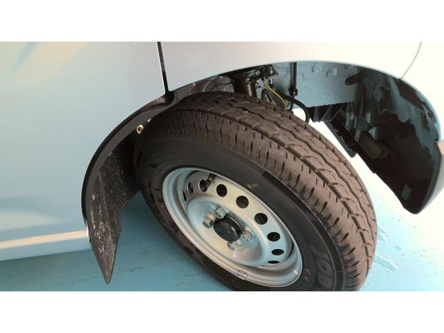 ハイゼットカーゴＤＸサポカーＳワイド適合　ラジオ　エアコン　アクセサリーソケット　コーナーセンサー　アイドリングストップ　光軸調整ダイヤル　横滑り防止機能　誤発進抑制機能　パワーウインドウ　キーレス（神奈川県）の中古車