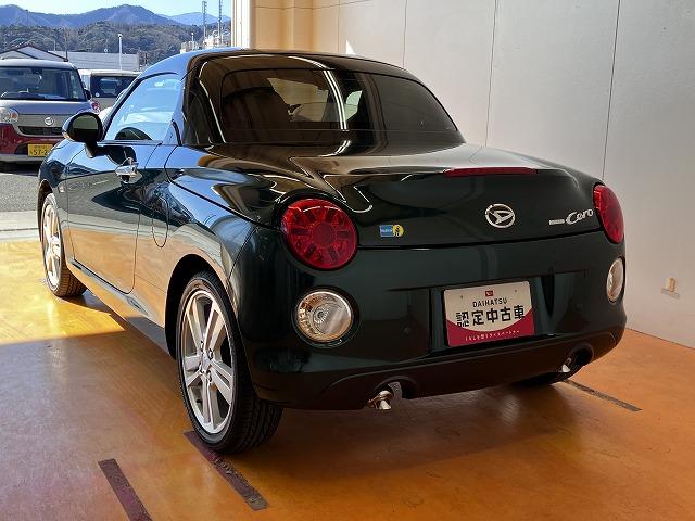 コペンセロ　Ｓ　届け出済み未使用車　オープンカーオープンカー　二人乗　５段マニュアルシフト　アクティブトップ　ＭＯＭＯ製ステアリングホイール　レカロ製スポーツシート　シートヒーター　コーナーセンサー　横滑り防止装置　スポーツシート（神奈川県）の中古車