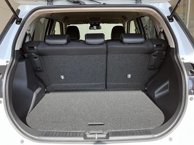 ロッキープレミアムＧサポカーＳワイド適合　パノラマモニター対応　電動パーキングブレーキ　ＵＳＢ接続端子　ステアリングスイッチ　全車速追従機能付ＡＣＣ　シートヒーター　Ｐスタート　コーナーセンサー　キーフリー（神奈川県）の中古車