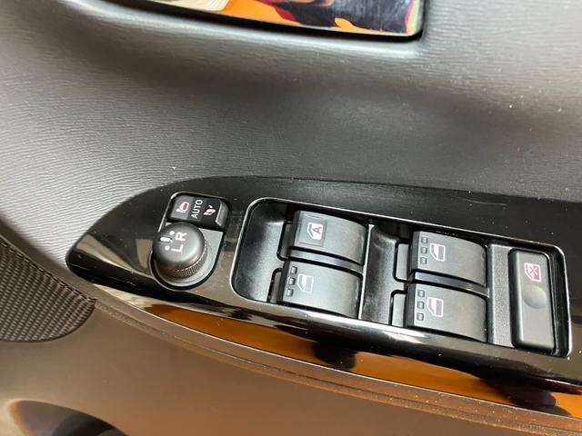 タントカスタムRS トップエディションSAIIスマアシ ミラクルオープンドア 両側オートスライドドア ステアリングスイッチ USB接続端子 Pスタート エコアイドル 横滑り防止機能 誤発進抑制機能 ETC キーフリー(神奈川県)の中古車