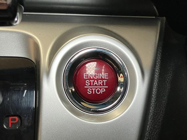 Ｎ−ＷＧＮＧ・スタイリッシュパッケージドラレコ　Ｂカメラ　ステアリングスイッチ　クルーズコントロール　Ｐスタート　横滑り防止装置　電動格納ミラー　ＥＴＣ　アクセサリーソケット　パワーウインドウ　キーフリー（神奈川県）の中古車