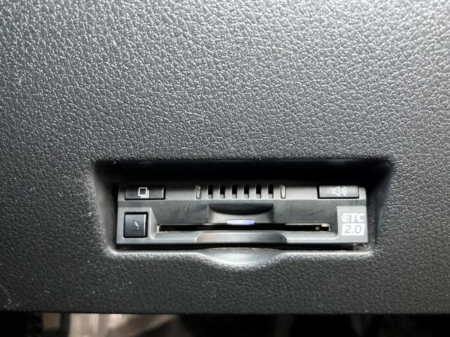 ハイゼットカーゴＤＸ　ＣＤオーディオ　エアコン　パワーウィンドウサポカーＳワイド適合　ＣＤオーディオ　エアコン　アクセサリーソケット　コーナーセンサー　アイドリングストップ　光軸調整ダイヤル　横滑り防止機能　誤発進抑制機能　パワーウインドウ　キーレス（神奈川県）の中古車