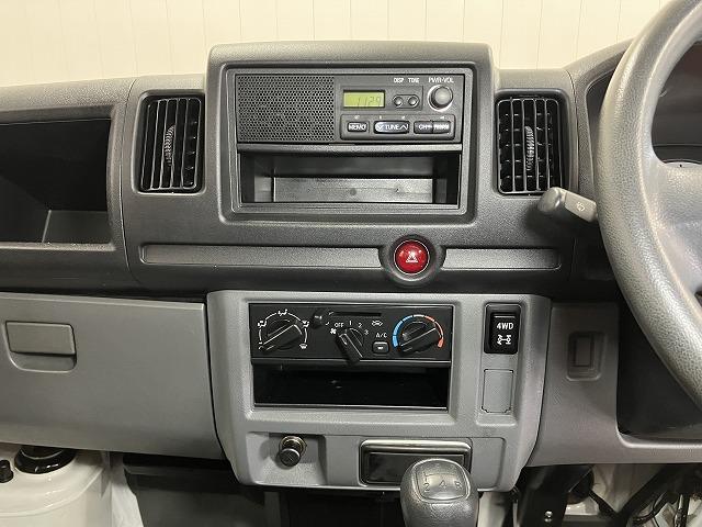 ミニキャブトラックVタイプ4WD 三方開 ゴムマット ラジオ エアコン 光軸調整ダイヤル 5段MTシフト(神奈川県)の中古車