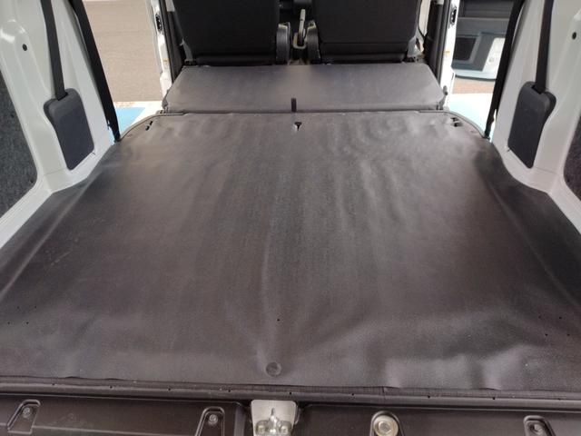 ハイゼットカーゴＤＸサポカーＳワイド適合　オーディオ　エアコン　アクセサリーソケット　コーナーセンサー　アイドリングストップ　光軸調整ダイヤル　横滑り防止機能　誤発進抑制機能　パワーウインドウ　キーレス（神奈川県）の中古車