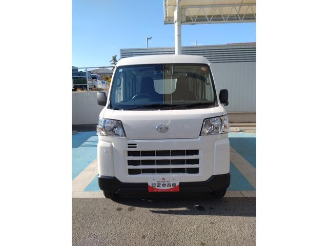 ハイゼットカーゴＤＸサポカーＳワイド適合　ラジオ　エアコン　アクセサリーソケット　コーナーセンサー　アイドリングストップ　光軸調整ダイヤル　横滑り防止機能　誤発進抑制機能　パワーウインドウ　キーレス（神奈川県）の中古車
