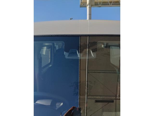 ハイゼットカーゴＤＸサポカーＳワイド適合　ラジオ　エアコン　アクセサリーソケット　コーナーセンサー　アイドリングストップ　光軸調整ダイヤル　横滑り防止機能　誤発進抑制機能　パワーウインドウ　キーレス（神奈川県）の中古車