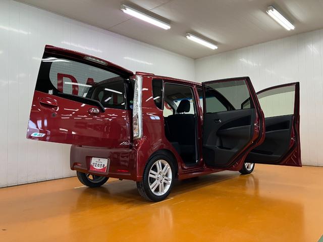 ムーヴカスタム RSスマートセレクションSA&SNスマアシ Bカメラ オートエアコン MOMO製ステアリングホイール Pスタート エコアイドル 横滑り防止機能 誤発進抑制機能 USB接続端子 ETC 電動格納ミラー キーフリー(神奈川県)の中古車