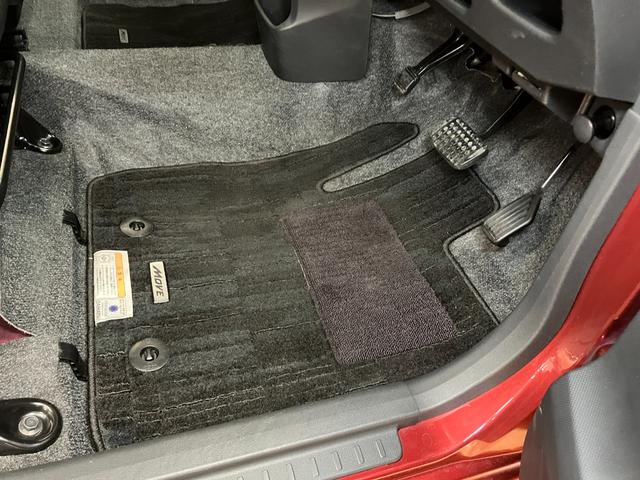 ムーヴカスタム RSスマートセレクションSA&SNスマアシ Bカメラ オートエアコン MOMO製ステアリングホイール Pスタート エコアイドル 横滑り防止機能 誤発進抑制機能 USB接続端子 ETC 電動格納ミラー キーフリー(神奈川県)の中古車