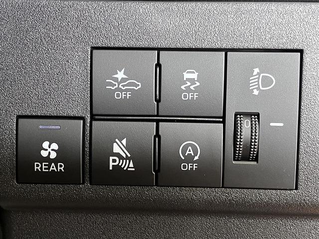 ハイゼットカーゴDX 4WD4WD サポカーSワイド適合 エアコン リヤファン アクセサリーソケット コーナーセンサー アイドリングストップ 光軸調整ダイヤル 横滑り防止機能 誤発進抑制機能 パワーウインドウ キーレス(神奈川県)の中古車