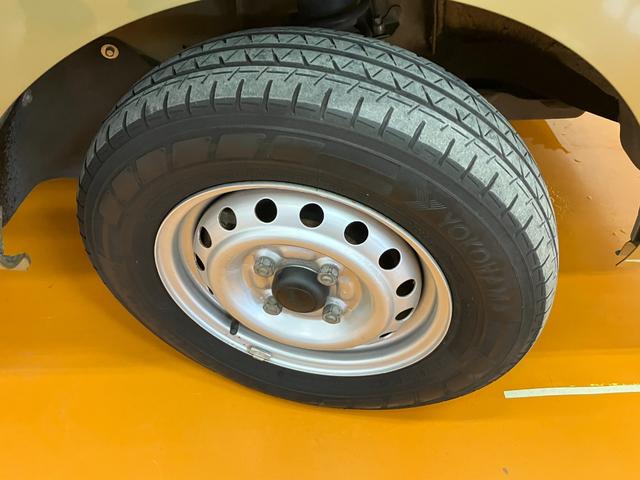 ハイゼットトラックハイルーフＳＡIIIｔ４ＷＤ　スマアシ　三方開　ナビ　エアコン　横滑り防止機能　誤発進抑制機能　コーナーセンサー　光軸調整ダイヤル　ＥＴＣ　パワーウインドウ　Ｂカメラ　キーレス（神奈川県）の中古車