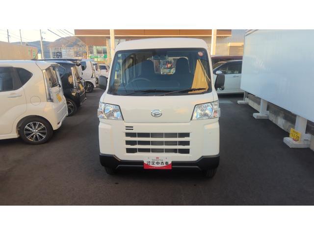 ハイゼットカーゴＤＸサポカーＳワイド適合　ラジオ　エアコン　アクセサリーソケット　コーナーセンサー　アイドリングストップ　光軸調整ダイヤル　横滑り防止機能　誤発進抑制機能　パワーウインドウ　キーレス（神奈川県）の中古車