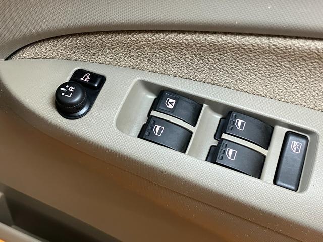 ムーヴＬ　ＳＡＢカメラ　ナビ　エアコン　エコアイドル　横滑り防止機能　誤発進抑制機能　光軸調整ダイヤル　電動格納ミラー　パワーウインドウ　キーレス（神奈川県）の中古車