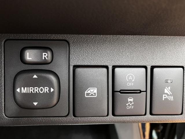 コペンセロ　届け出済み未使用車　オープンカーオープンカー　二人乗　アクティブトップ　シートヒーター　ステアリングスイッチ　Ｐスタート　アイドリングストップ　コーナーセンサー　スポーツシート　キーフリー（神奈川県）の中古車