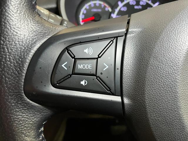 ムーヴＸターボ　ＳＡ　ナビ　Ｂカメラ　パワーウィンドウナビ　Ｂカメラ　ステアリングスイッチ　オートエアコン　Ｐスタート　電動格納ミラー　パワーウィンドウ　アイドリングストップ　横滑り防止機能　誤発進抑制機能　オートハイビーム　光軸調整ダイヤル　キーフリー（神奈川県）の中古車