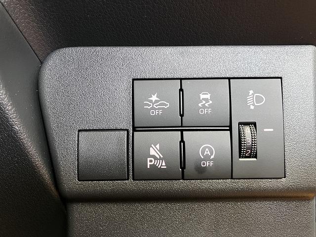 ハイゼットカーゴＤＸサポカーＳワイド適合　ラジオ　エアコン　アクセサリーソケット　コーナーセンサー　アイドリングストップ　光軸調整ダイヤル　横滑り防止機能　誤発進抑制機能　パワーウインドウ　キーレス（神奈川県）の中古車