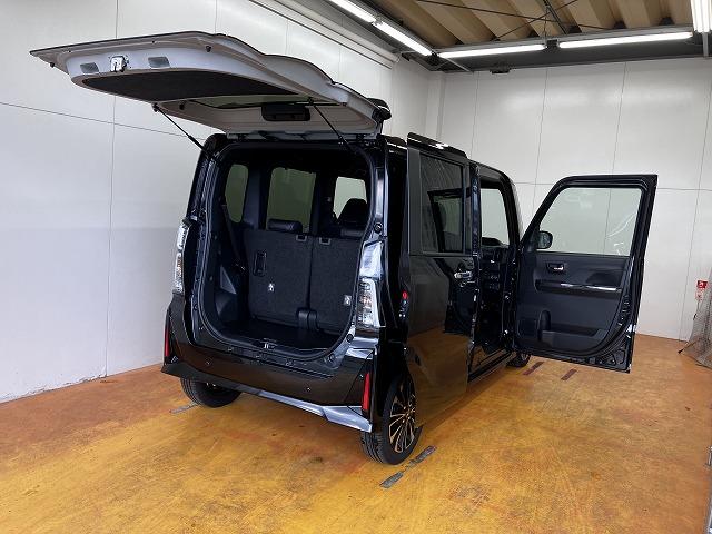 タントカスタムＲＳ　カーナビ　両側オートスライドドアサポカーＳワイド適合　パノラマモニター対応　ミラクルオープンドア　両側オートスライドドア　電動パーキングブレーキ　ステアリングスイッチ　シートヒーター　オートエアコン　コーナーセンサー　キーフリー（神奈川県）の中古車