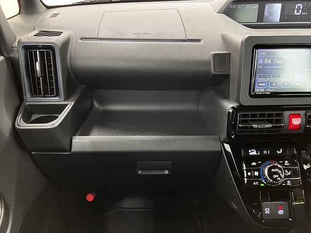 タントカスタムＲＳ　カーナビ　両側オートスライドドアサポカーＳワイド適合　パノラマモニター対応　ミラクルオープンドア　両側オートスライドドア　電動パーキングブレーキ　ステアリングスイッチ　シートヒーター　オートエアコン　コーナーセンサー　キーフリー（神奈川県）の中古車