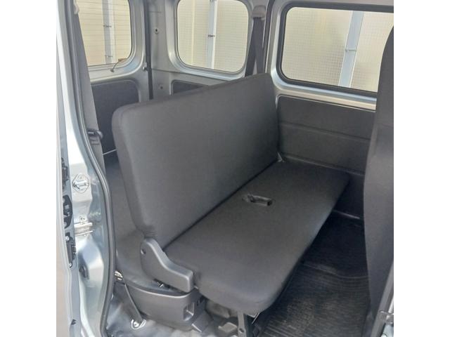 ハイゼットカーゴDXサポカーSワイド適合 ラジオ エアコン アクセサリーソケット コーナーセンサー アイドリングストップ 光軸調整ダイヤル 横滑り防止機能 誤発進抑制機能 パワーウインドウ キーレス(神奈川県)の中古車