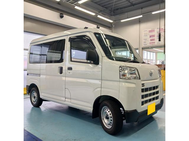 ハイゼットカーゴＤＸサポカーＳワイド適合　Ｂｌｕｅｔｏｏｔｈオーディオ　エアコン　アクセサリーソケット　コーナーセンサー　アイドリングストップ　光軸調整ダイヤル　横滑り防止機能　誤発進抑制機能　パワーウインドウ　キーレス（神奈川県）の中古車