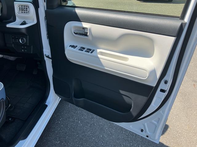 ムーヴキャンバスストライプスＧ新車保証継承／電動パーキングブレーキ／バックカメラ／両側電動スライドドア／全席シートヒーター／スマートキー／ホットカップホルダー／ＬＥＤオートヘッドライト／コーナーセンサー／カーテンエアバック（千葉県）の中古車