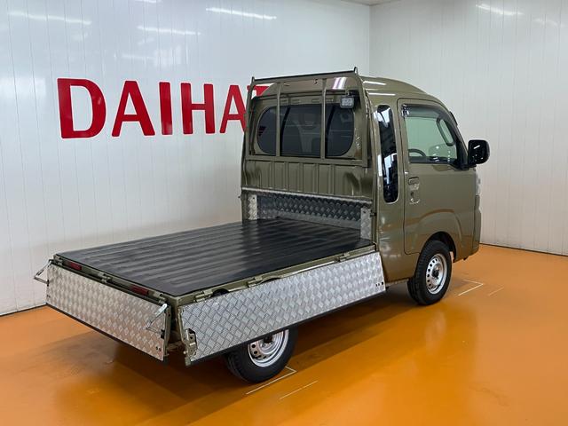 ハイゼットトラックジャンボエクストラ４ＷＤ　サポカーＳワイド適合　ドラレコ　三方開　ゴムマット　ラジオ　エアコン　光軸調整ダイヤル　コーナーセンサー　アイドリングストップ　横滑り防止機能　誤発進抑制機能　アクセサリーソケット（神奈川県）の中古車