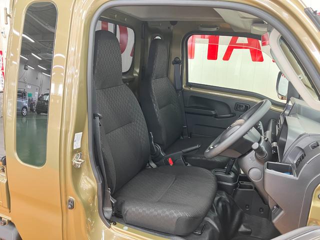ハイゼットトラックジャンボエクストラ４ＷＤ　サポカーＳワイド適合　ドラレコ　三方開　ゴムマット　ラジオ　エアコン　光軸調整ダイヤル　コーナーセンサー　アイドリングストップ　横滑り防止機能　誤発進抑制機能　アクセサリーソケット（神奈川県）の中古車