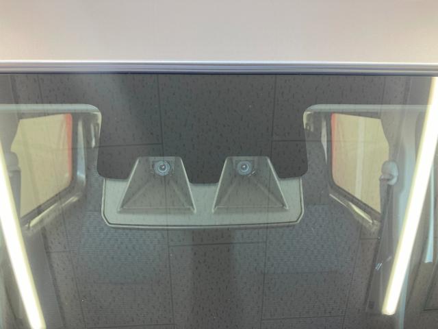 ハイゼットカーゴDXサポカーSワイド適合 ラジオ エアコン アクセサリーソケット コーナーセンサー アイドリングストップ 光軸調整ダイヤル 横滑り防止機能 誤発進抑制機能 パワーウインドウ キーレス(神奈川県)の中古車